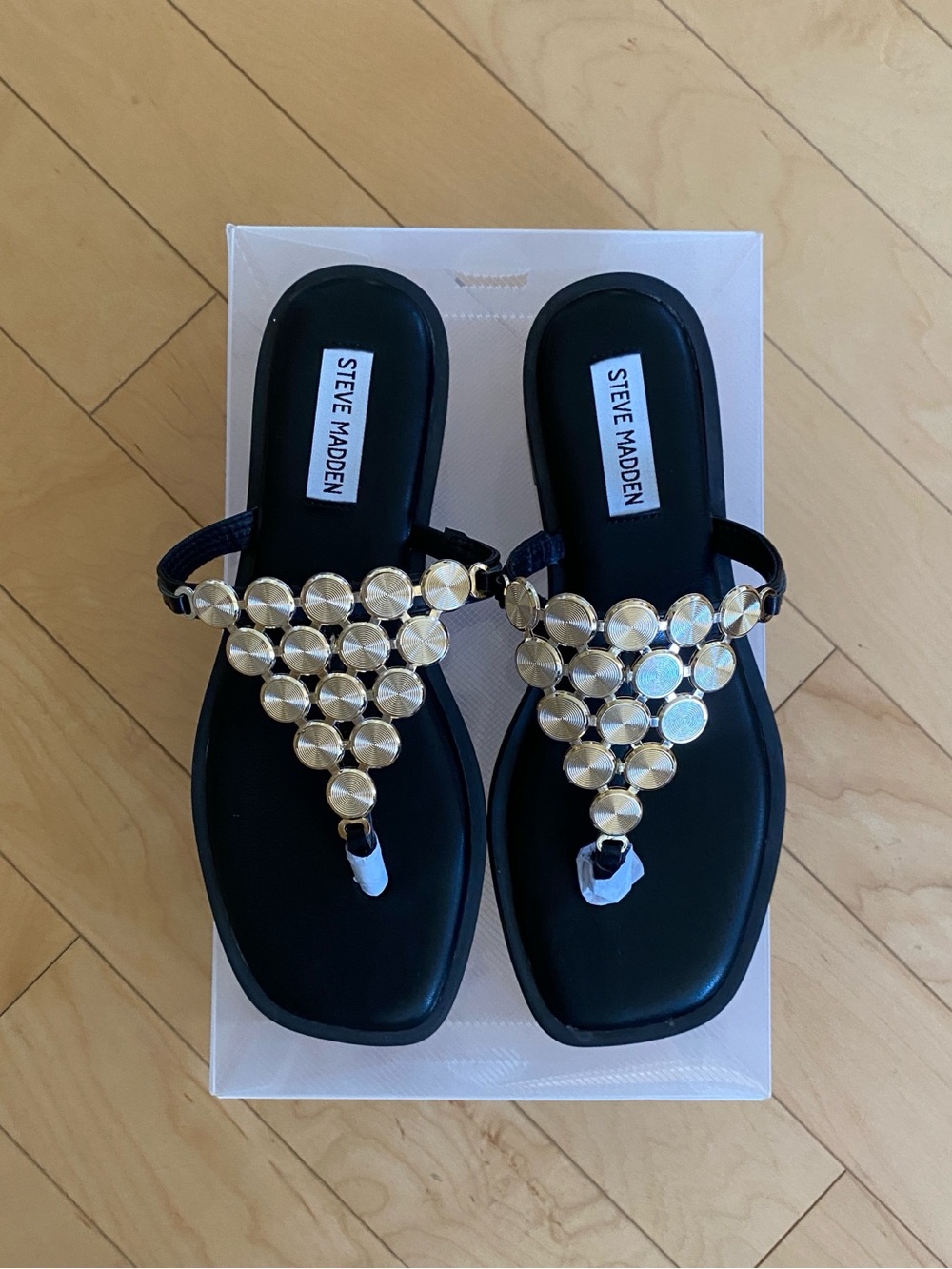 Steve Madden Bellamy Black Sandals with Gold Discs